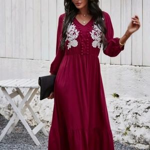 Maroon applique ruffle bottom dress L